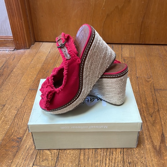 Matisse Giana espadrille wedges. Size 8 - Picture 3 of 5